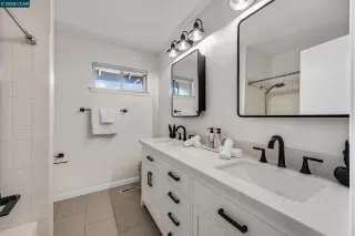 Photo #3: 41100516 Listing