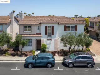 Photo #1: 41100673 Listing