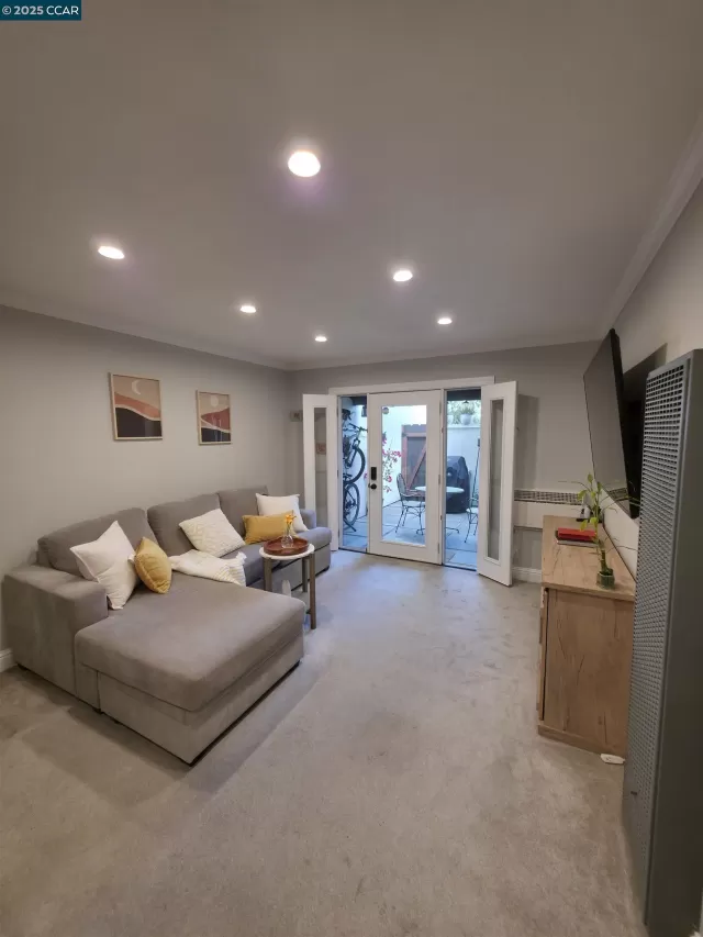 MLS: 41100688 Condo For Sale