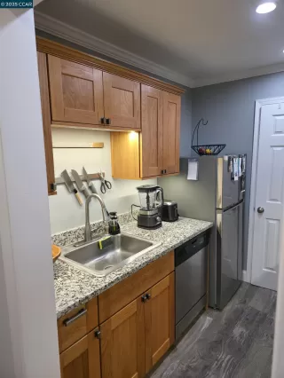 Photo #4: 41100688 Listing