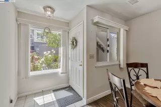 Photo #5: 41100758 Listing 