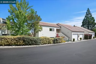 Photo #2: 41100826 Listing