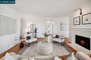 Photo #5: 41100826 Listing