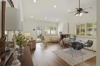 Photo #4: 41100850 Listing