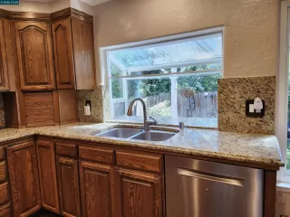 Photo #6: 41100876 Listing 