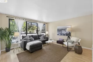 Photo #4: 41100888 Listing