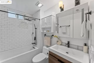 Photo #2: 41100947 Listing