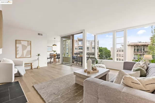 MLS: 41100969 Condo For Sale