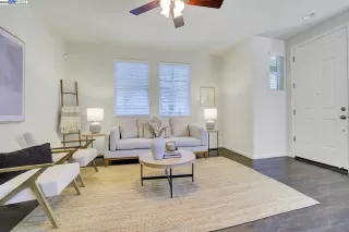 Photo #3: 41100999 Listing