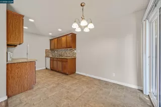 Photo #3: 41101007 Listing