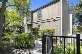 Photo #1: 41101038 Listing