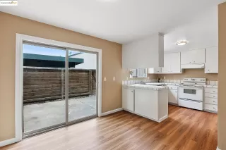 Photo #5: 41101065 Listing 