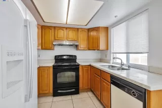 Photo #6: 41101102 Listing 