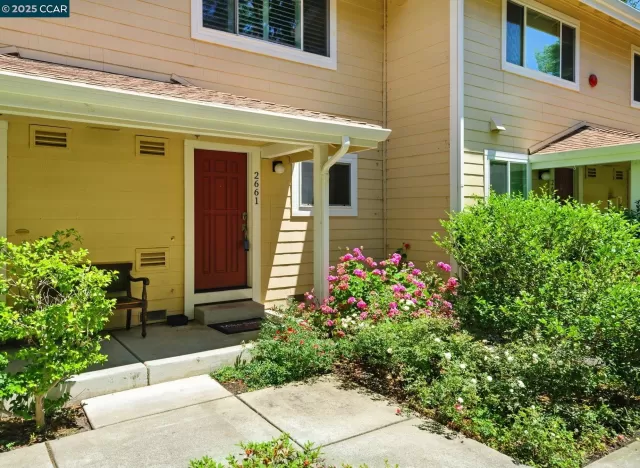 MLS: 41101169 Condo For Sale