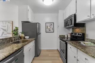 Photo #5: 41101188 Listing 