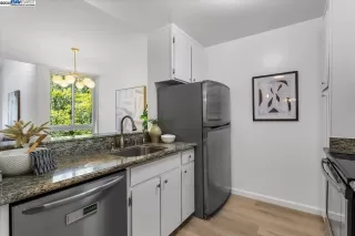 Photo #6: 41101188 Listing 