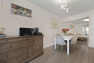 Photo #5: 41101221 Listing