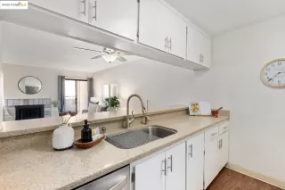 Photo #5: 41101244 Listing