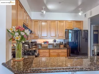 Photo #6: 41101288 Listing