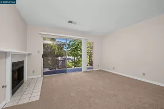 Photo #4: 41101295 Listing