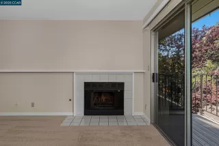 Photo #6: 41101295 Listing