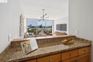 Photo #4: 41101309 Listing