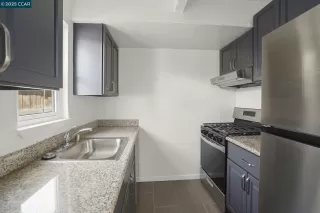 Photo #6: 41101347 Listing