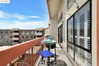 Photo #2: 41101353 Listing