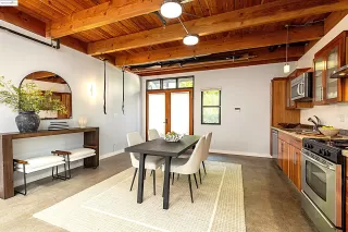 Photo #3: 41101455 Listing