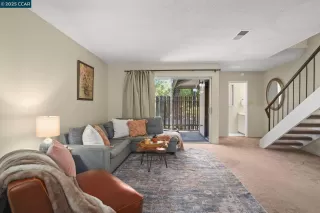 Photo #4: 41101482 Listing