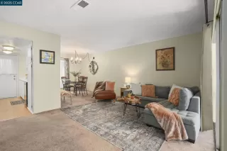 Photo #6: 41101482 Listing