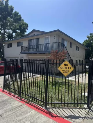 Photo #1: 41101706 Listing