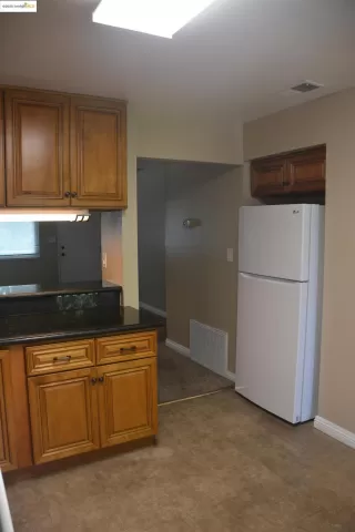 Photo #3: 41101709 Listing