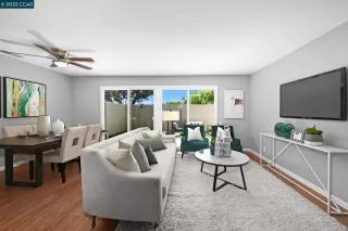 Photo #2: 41101756 Listing 