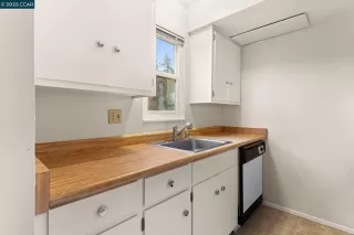 Photo #3: 41101923 Listing