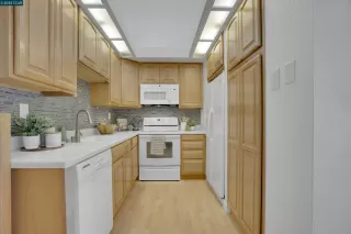 Photo #2: 41101984 Listing