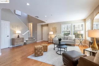 Photo #2: 41102044 Listing 