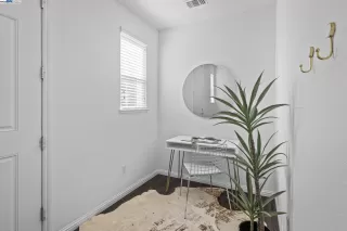 Photo #5: 41102060 Listing 