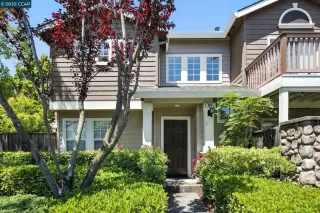 Click for more information on MLS # 41102080 : 305 DAYBREAK COURT More Details about MLS # 41102080 : 305 DAYBREAK COURT