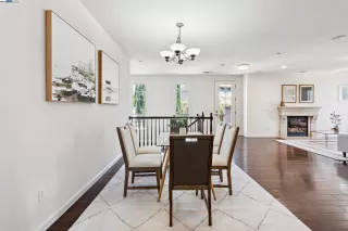 Photo #5: 41102122 Listing