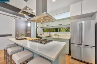 Photo #1: 41102152 Listing 