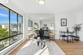 Photo #4: 41102190 Listing