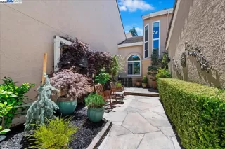 Photo #1: 41102229 Listing