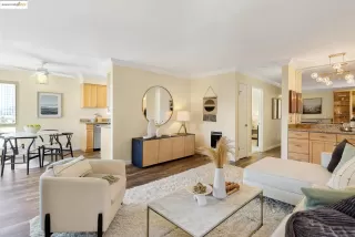 Photo #4: 41102258 Listing