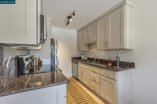Photo #4: 41102293 Listing 