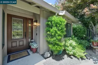 Photo #1: 41102303 Listing 