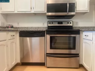 Photo #4: 41102310 Listing 