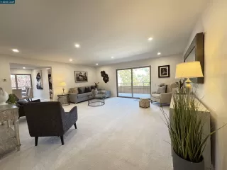 Photo #5: 41102371 Listing 