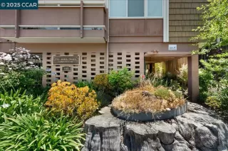 Photo #3: 41102383 Listing