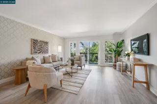 More Details about MLS # 41102387 : 1988 ASCOT DR # D